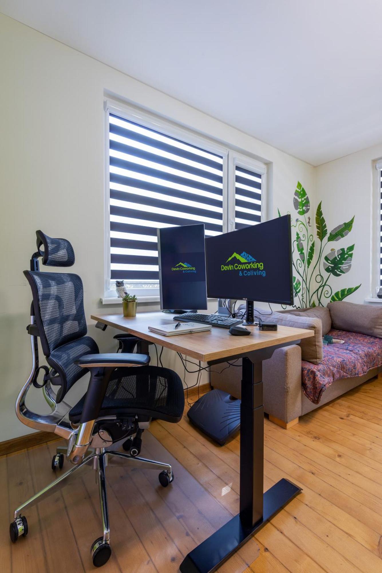 Апартаменти Devin Coworking & Coliving Екстер'єр фото